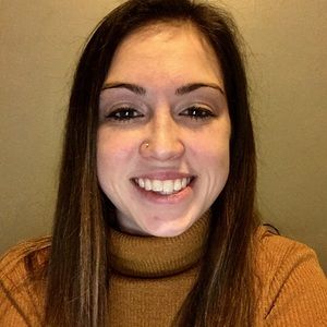 Meet your Posher, Ellie